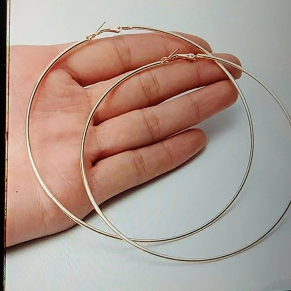 NEW 11 CM WIDE GOLD TONE HOOPS EARRINGS